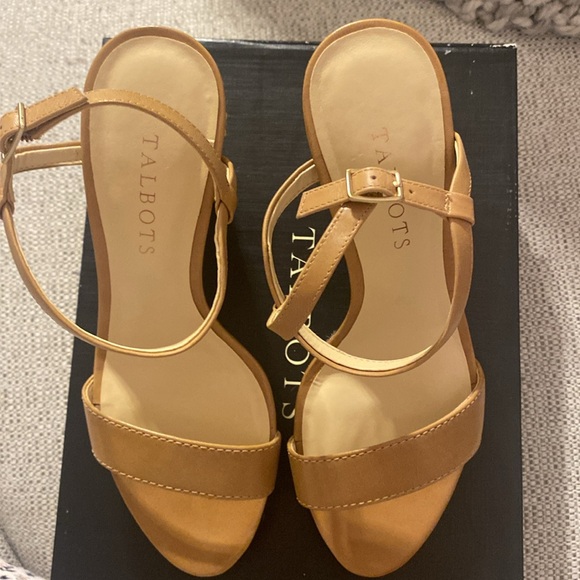 NEW Talbots "Maggie" Jute wrapped platform heel color Dark Amber size 7M - Picture 2 of 6